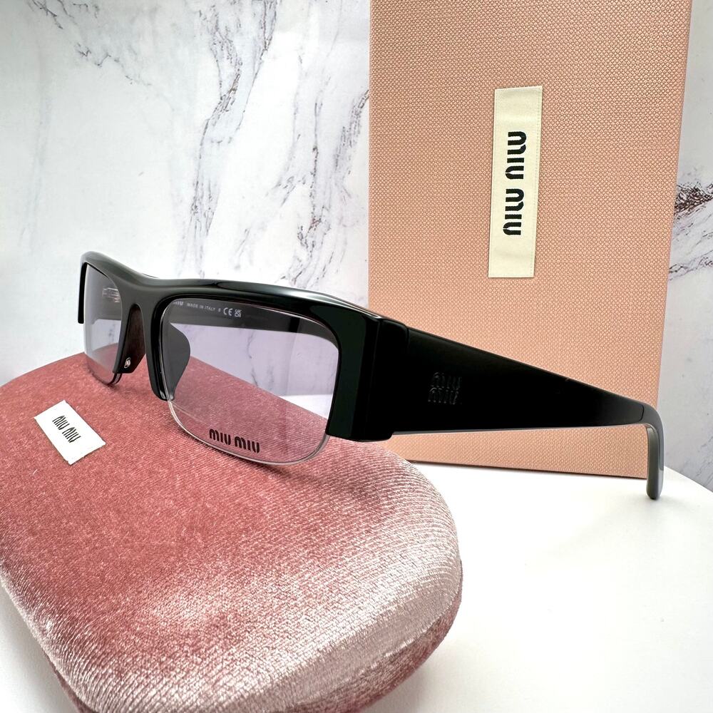 New MIU MIU Vedette Sunglasses Seen on Kylie Jenner - Picture 2 of 16